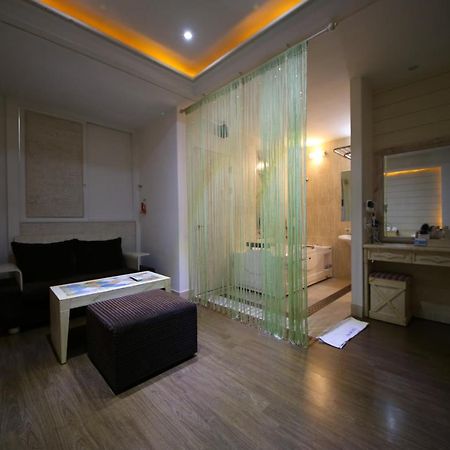 Dubai Hotel Теджон Екстер'єр фото